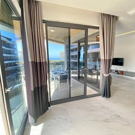 Via Mar - Experience *