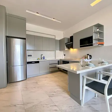 Via Mar - Experience *