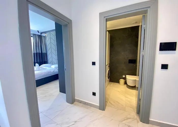 Via Mar - Experience